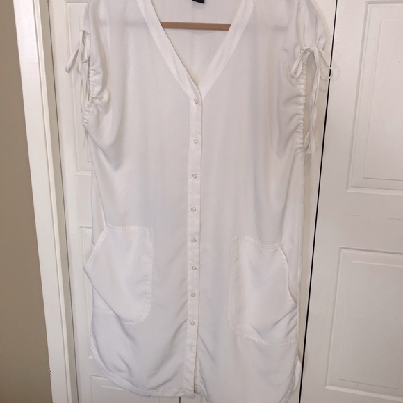 H&M Dress - Picture 2 of 8